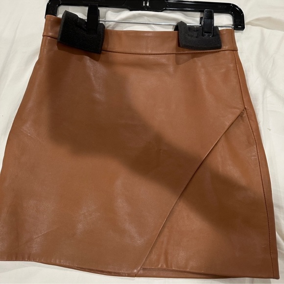 Michelle Mason Brown Leather Skirt (LIKE NEW) - Picture 4 of 10
